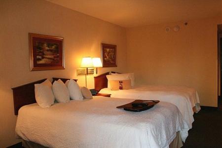 фото отеля Hampton Inn Cleveland Downtown