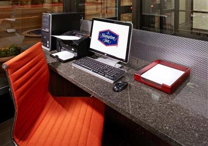 фото отеля Hampton Inn Cleveland Downtown