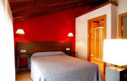 фото отеля Arcea Apartamentos Aldea del Puente