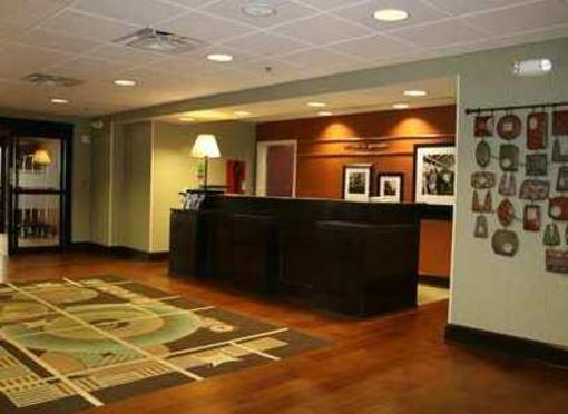 фото отеля Hampton Inn Gonzales