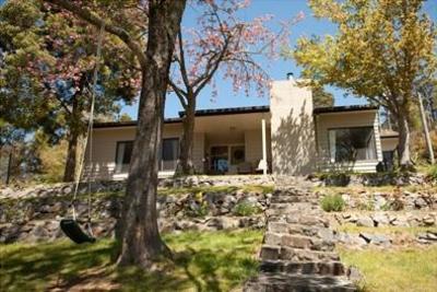 фото отеля Bogong Alpine Village Falls Creek