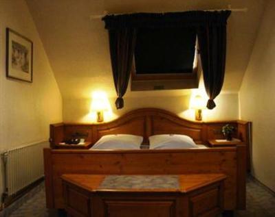 фото отеля Zum Neuling Hotel-Restaurant