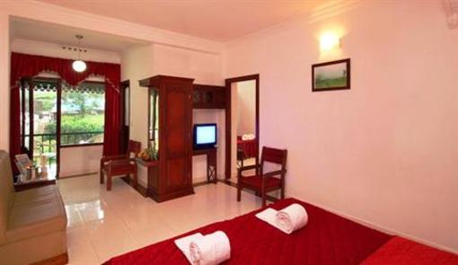 фото отеля Le Celestium Hotel Munnar