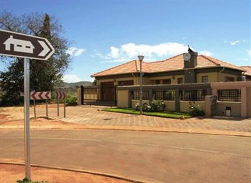 фото отеля Lizvilla Guesthouse Pretoria