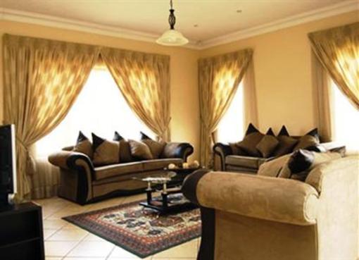 фото отеля Lizvilla Guesthouse Pretoria