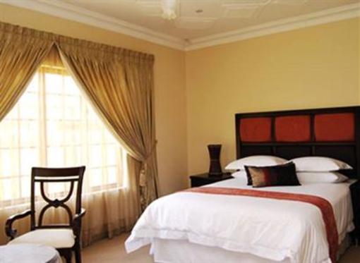 фото отеля Lizvilla Guesthouse Pretoria