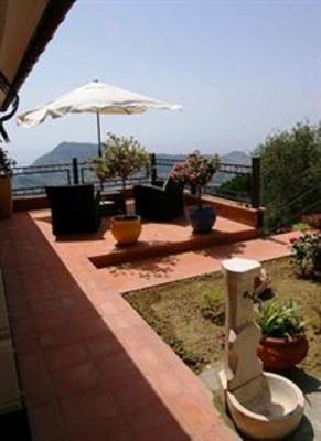 фото отеля Chincamea Bed And Breakfast Casarza Ligure
