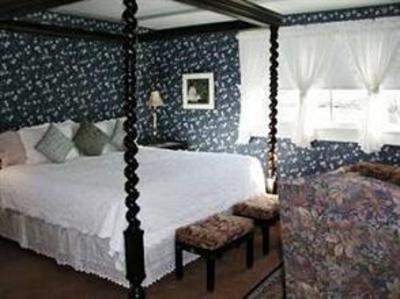 фото отеля Tidewater Inn Madison (Connecticut)