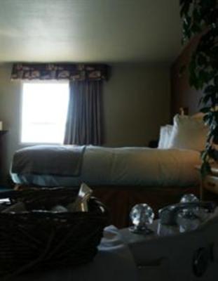 фото отеля R&R Inn and Suites