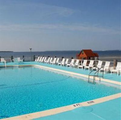 фото отеля Buccaneer Beach Motel