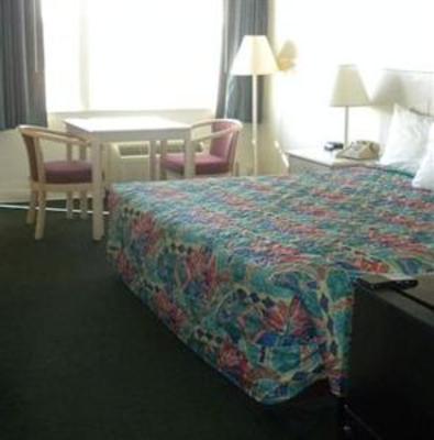 фото отеля Buccaneer Beach Motel