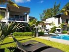 фото отеля Plage Bleue Beachfront Apartments Trou aux Biches