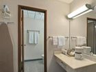 фото отеля Rodeway Inn Lawrence