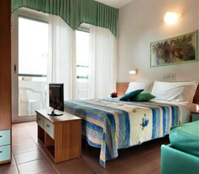 фото отеля Napoleon Hotel