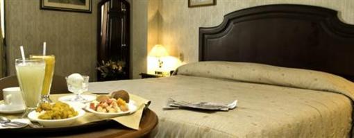 фото отеля Hotel Italia Cuenca