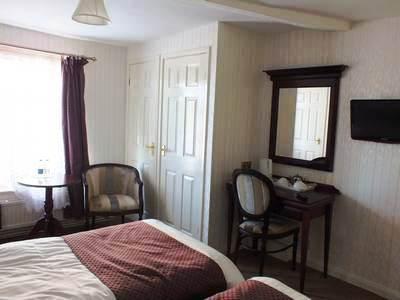 фото отеля The Bell Inn Diss