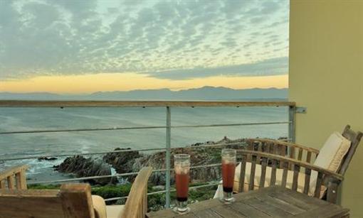 фото отеля Whalesong Lodge Gansbaai