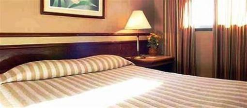 фото отеля Plaza Week Inn Campos do Jordao