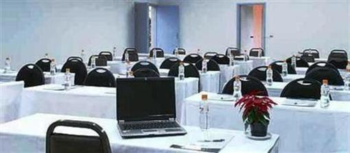 фото отеля Plaza Week Inn Campos do Jordao