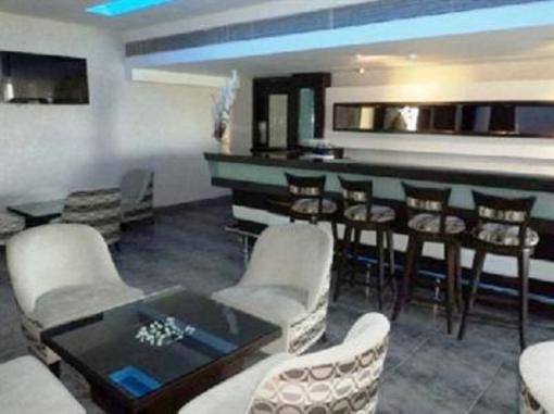 фото отеля Legend Sarovar Portico