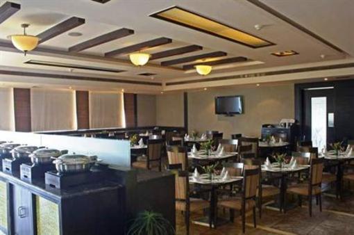 фото отеля Legend Sarovar Portico