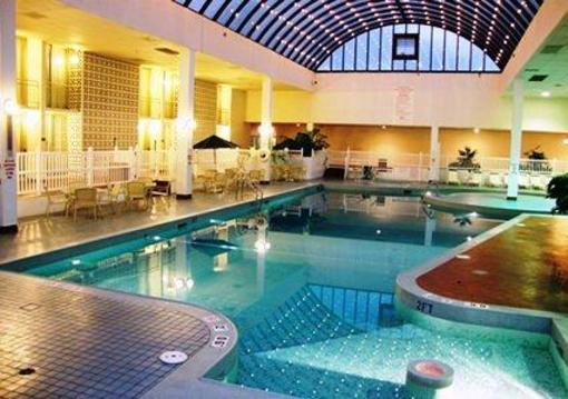фото отеля Clarion Inn Evansville