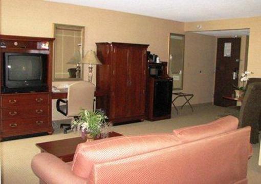 фото отеля Clarion Inn Evansville