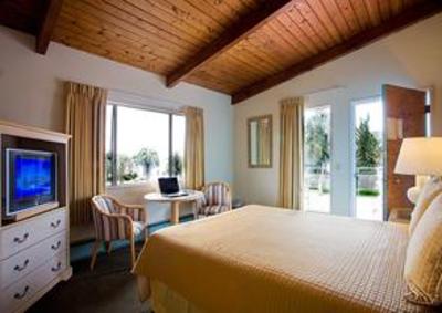 фото отеля Pacific Crest Inn by the Sea