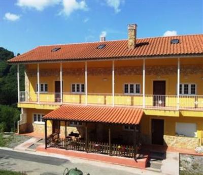 фото отеля Apartamentos Turisticos Mirador de Miranda