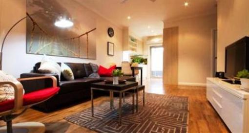 фото отеля Townhouse International