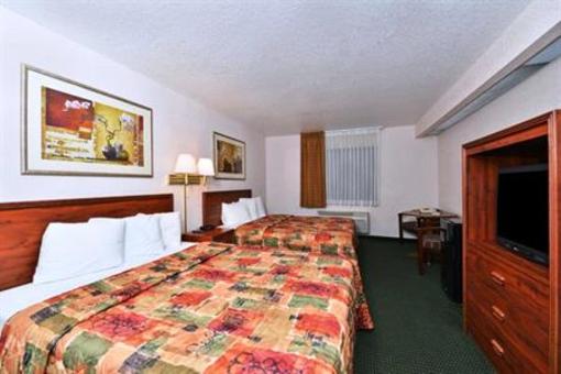 фото отеля Americas Best Value Inn Lantana