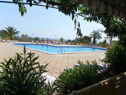 фото отеля Apartaments Cala Llevado