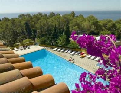 фото отеля Apartaments Cala Llevado