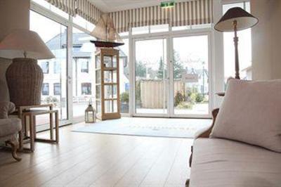 фото отеля StrandHotel Seeblick Ostseebad Heikendorf