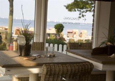фото отеля StrandHotel Seeblick Ostseebad Heikendorf