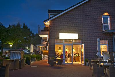 фото отеля StrandHotel Seeblick Ostseebad Heikendorf