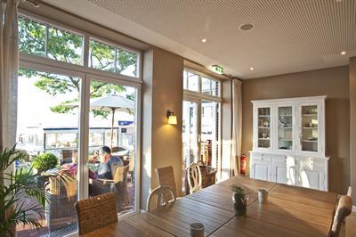 фото отеля StrandHotel Seeblick Ostseebad Heikendorf