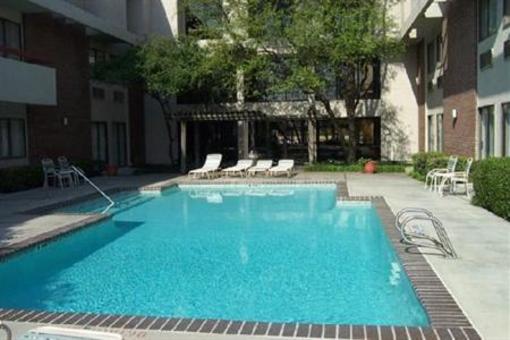 фото отеля Southfork Hotel