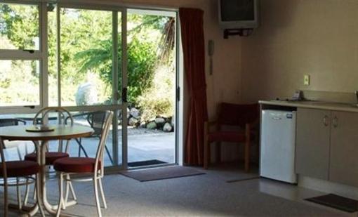 фото отеля Glacier View Motel