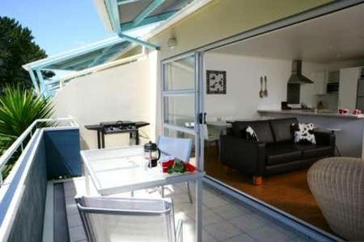фото отеля Marine Reserved Apartments Whangamata