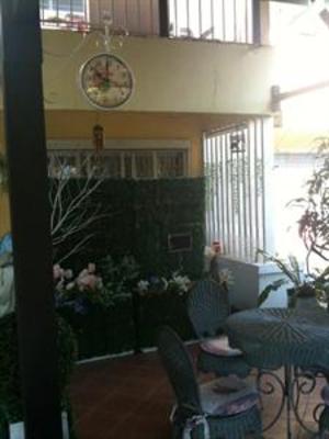фото отеля Four L Bed & Breakfast