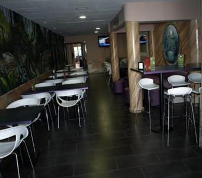 фото отеля Hostal Miranda