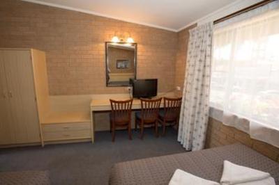 фото отеля The Town House Sundowner Goondiwindi