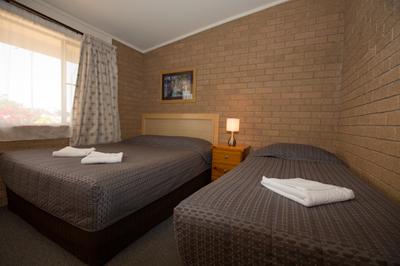 фото отеля The Town House Sundowner Goondiwindi