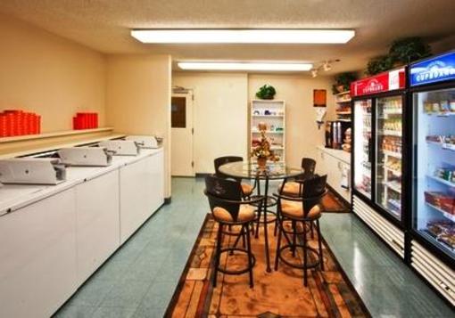 фото отеля Candlewood Suites Detroit - Troy