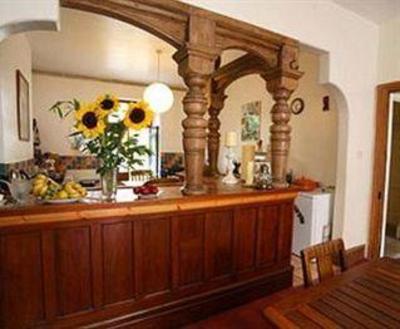 фото отеля Taunton House Bed and Breakfast Swanage