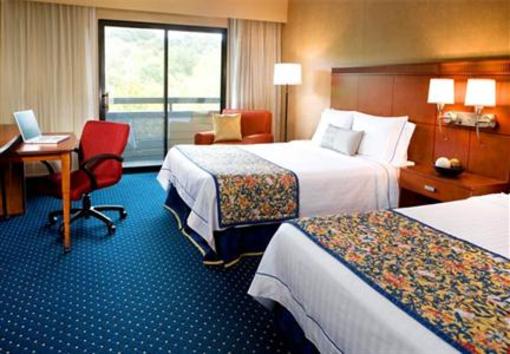 фото отеля Courtyard Dallas Addison Midway