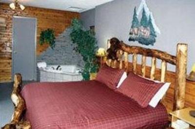 фото отеля Crandell Mountain Lodge Waterton Park
