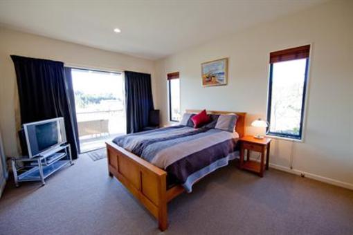 фото отеля Websters on Wanaka Lodge