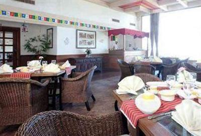 фото отеля Club Mahindra Whispering Pines